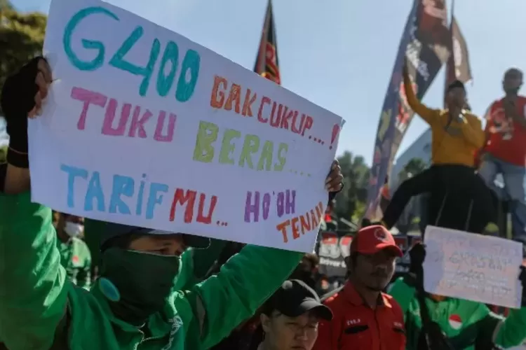 Karyawan Gojek Demo Tolak Merger Dengan Grab