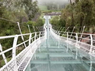 Operasional Jembatan Kaca