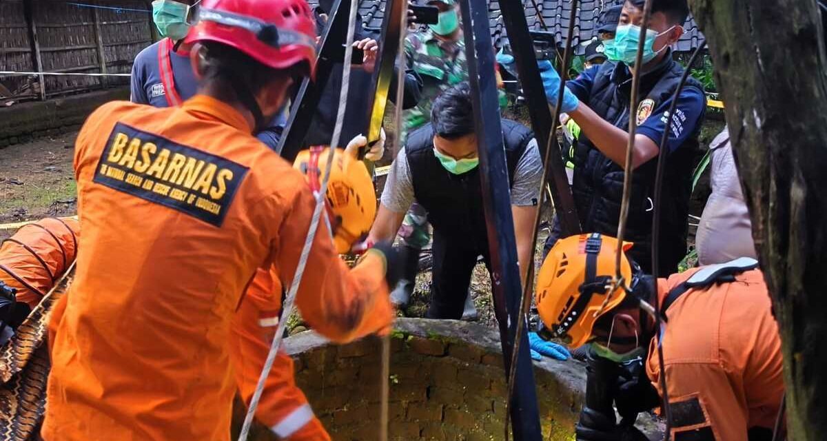 Evakuasi Mencekam Pelajar Di Sumur 30 M, Blower Di Terjunkan