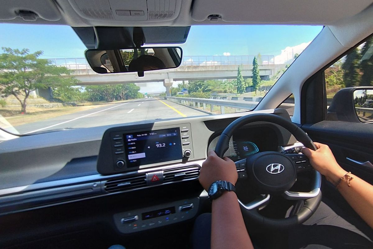 Trik Defensive Driving: Biar Gak Kejebak Di Tengah Kerumunan