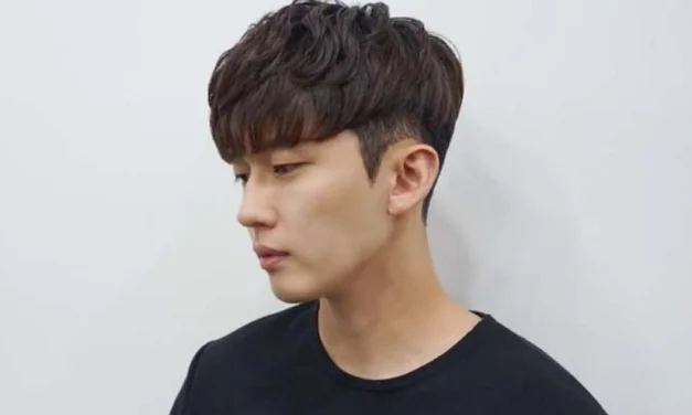 Gaya Rambut Poni Depan: Solusi Buat Pria Yang Malas Sisiran