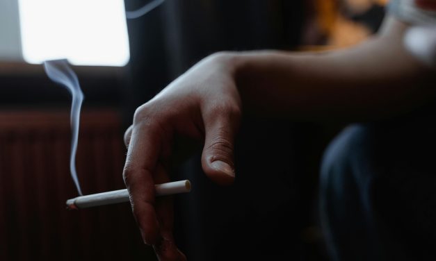 Efek Domino Merokok Jangka Panjang, Beneran Bisa Fatal!